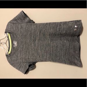 Under Armour t shirt